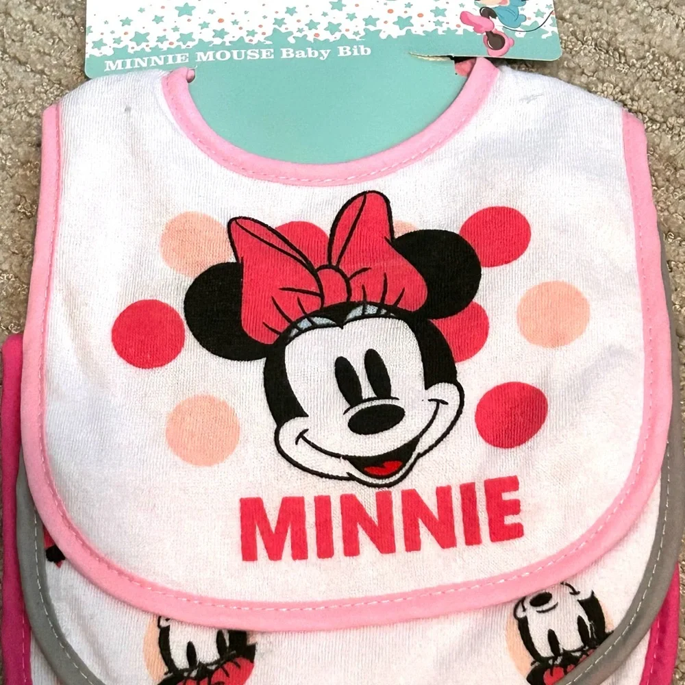 Disney Baby Minnie Mouse 3 PK Bib Set and 2 Sippie 10oz. Cups. NWT